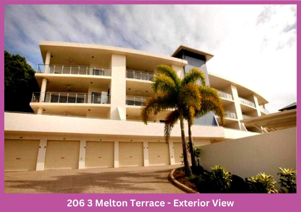 Magic Ocean Views On Melton Apartamento Townsville Exterior foto