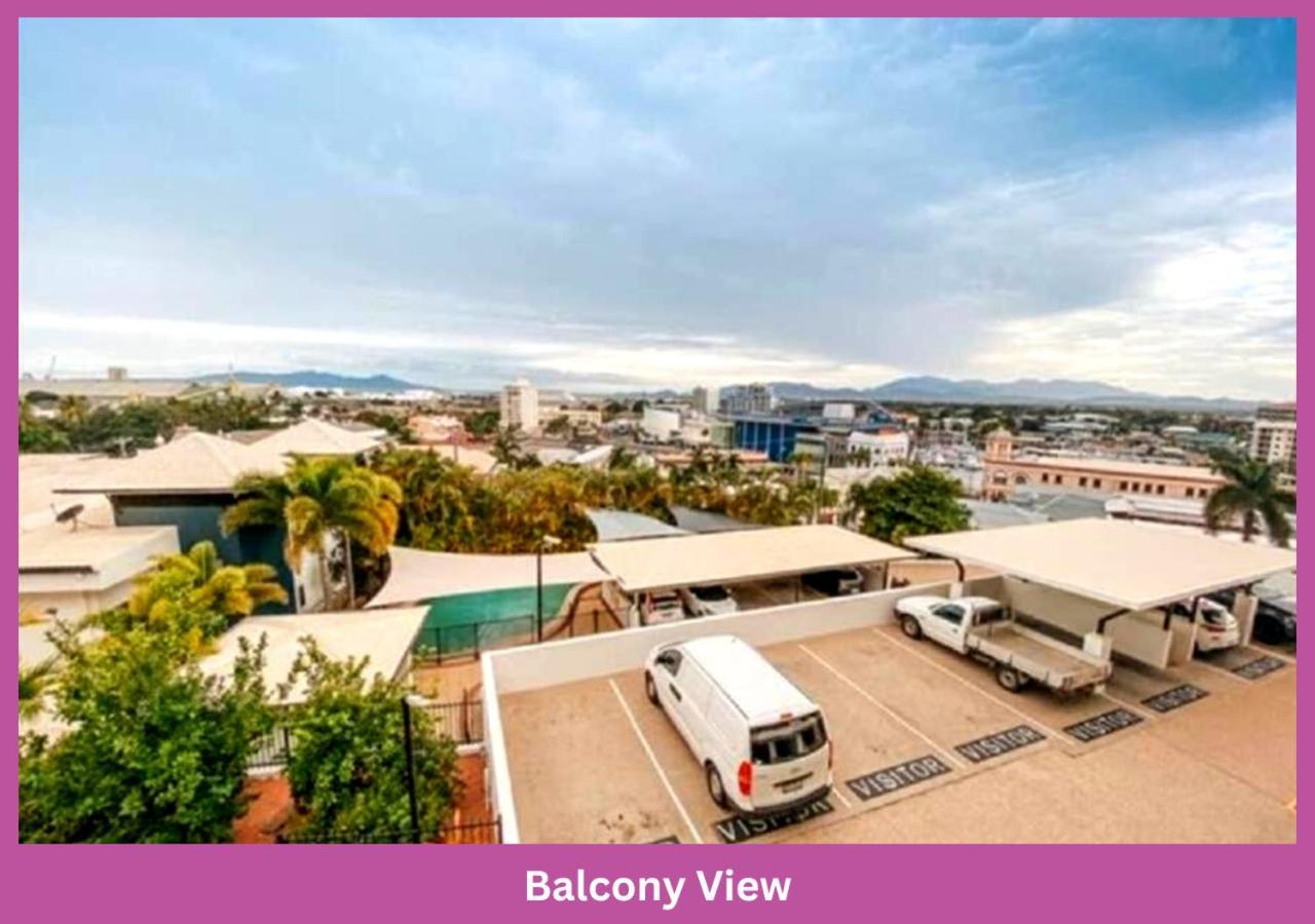 Magic Ocean Views On Melton Apartamento Townsville Exterior foto